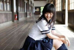 女生憋尿视频,趣味与生理的奇妙结合